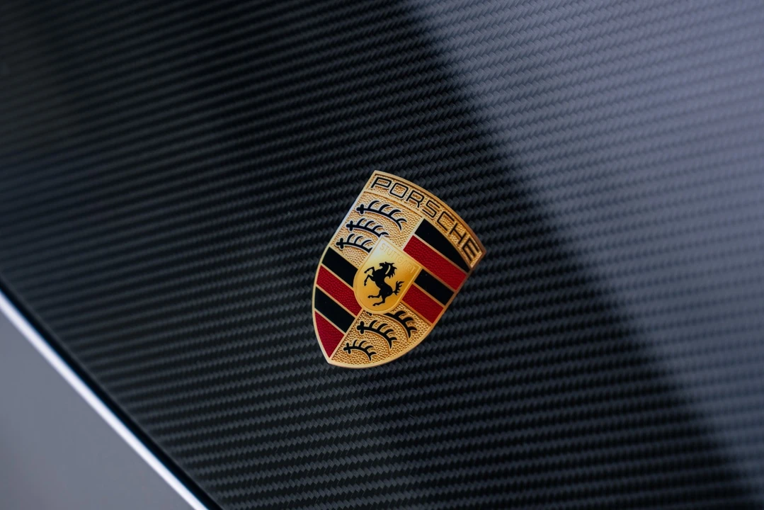 2025 Porsche 992 GT3 RS - Image 9 of 21