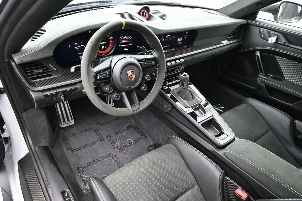 2025 Porsche 992 GT3 RS - Image 4 of 5