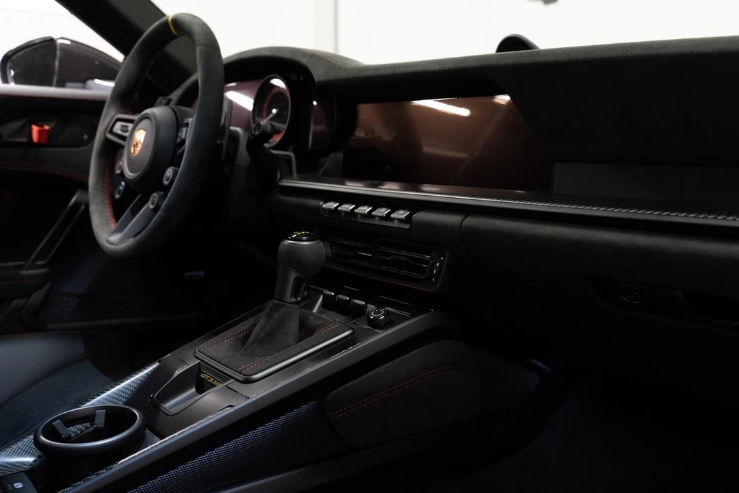2025 Porsche 992 GT3 RS - Image 8 of 21