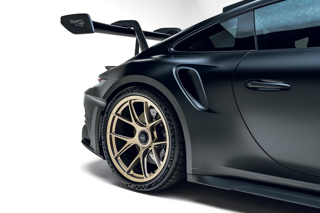 2025 Porsche 992 GT3 RS - Image 11 of 31