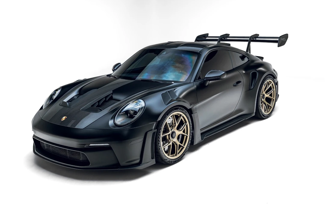 2025 Porsche 992 GT3 RS - Image 2 of 31