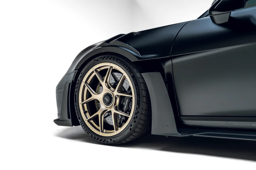 2025 Porsche 992 GT3 RS - Image 13 of 31