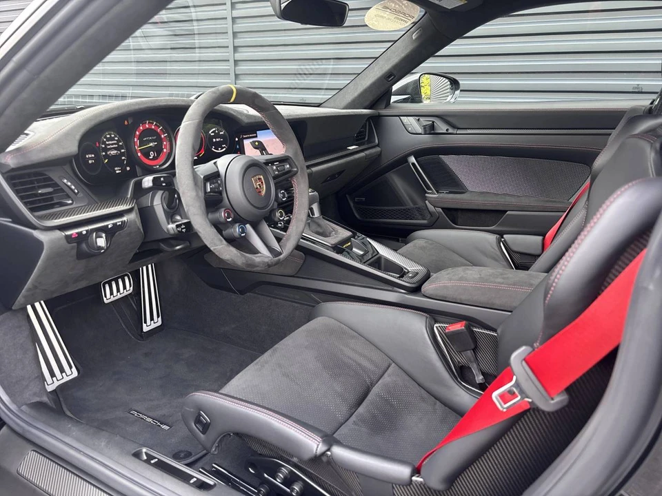 2025 Porsche 992 GT3 RS - Image 4 of 4
