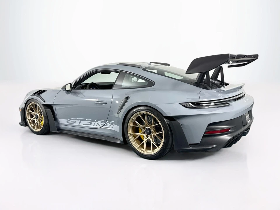 2025 Porsche 992 GT3 RS - Image 12 of 31