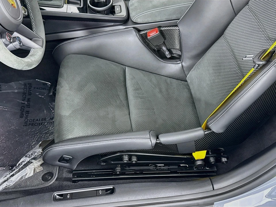 2025 Porsche 992 GT3 RS - Image 24 of 31