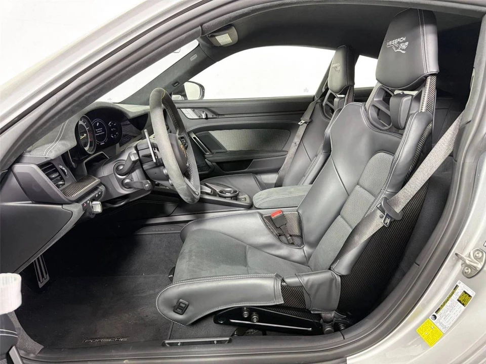 2025 Porsche 992 GT3 RS - Image 5 of 5