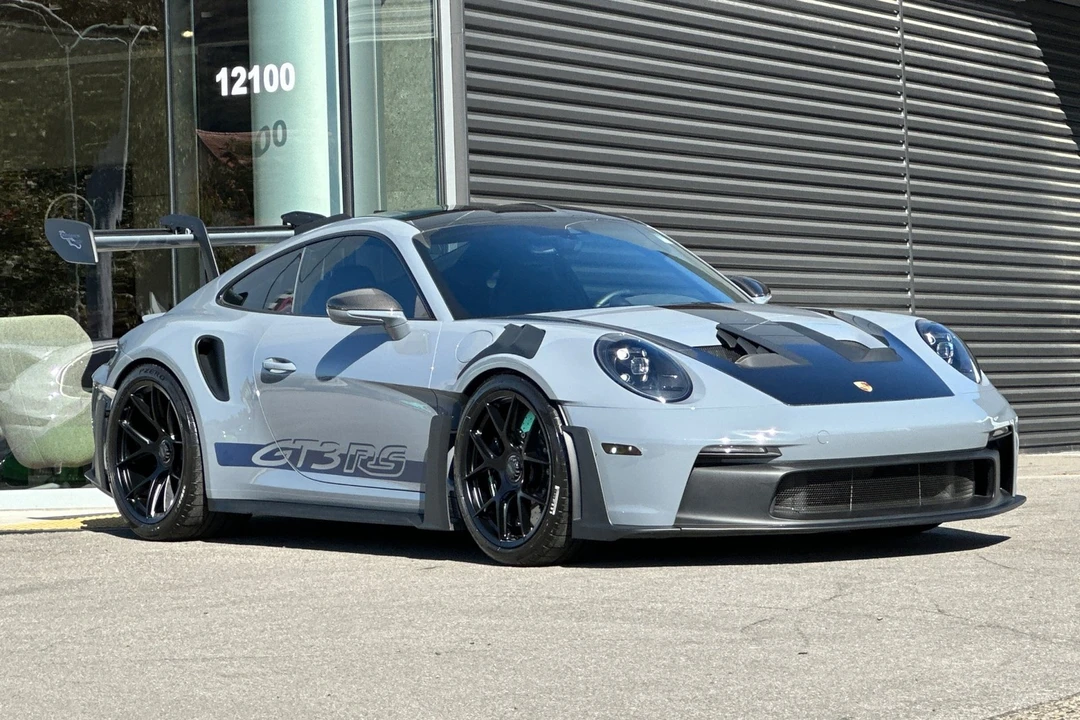 2025 Porsche 992 GT3 RS - Image 10 of 21
