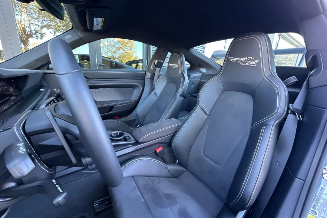 2025 Porsche 992 GT3 RS - Image 5 of 21