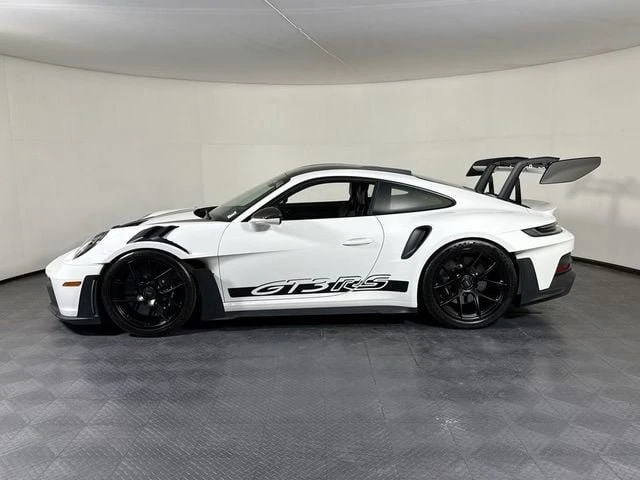 2025 Porsche 992 GT3 RS - Image 2 of 20