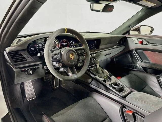 2025 Porsche 992 GT3 RS - Image 11 of 20