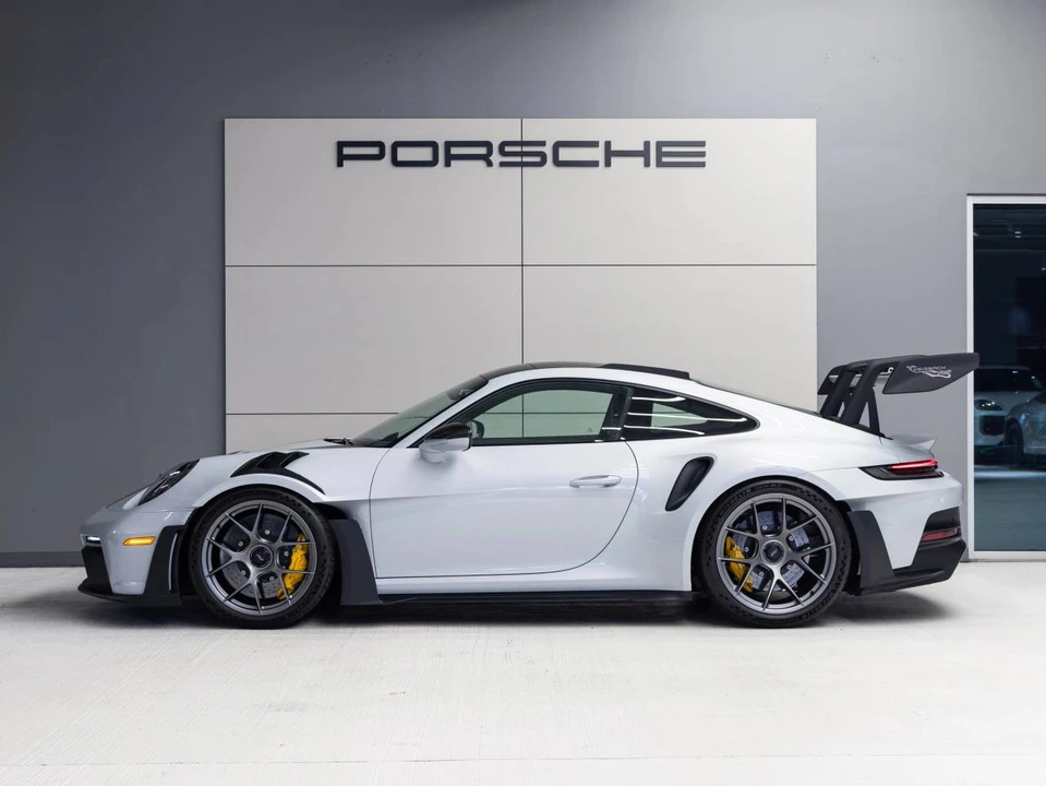 2025 Porsche 992 GT3 RS - Image 2 of 4