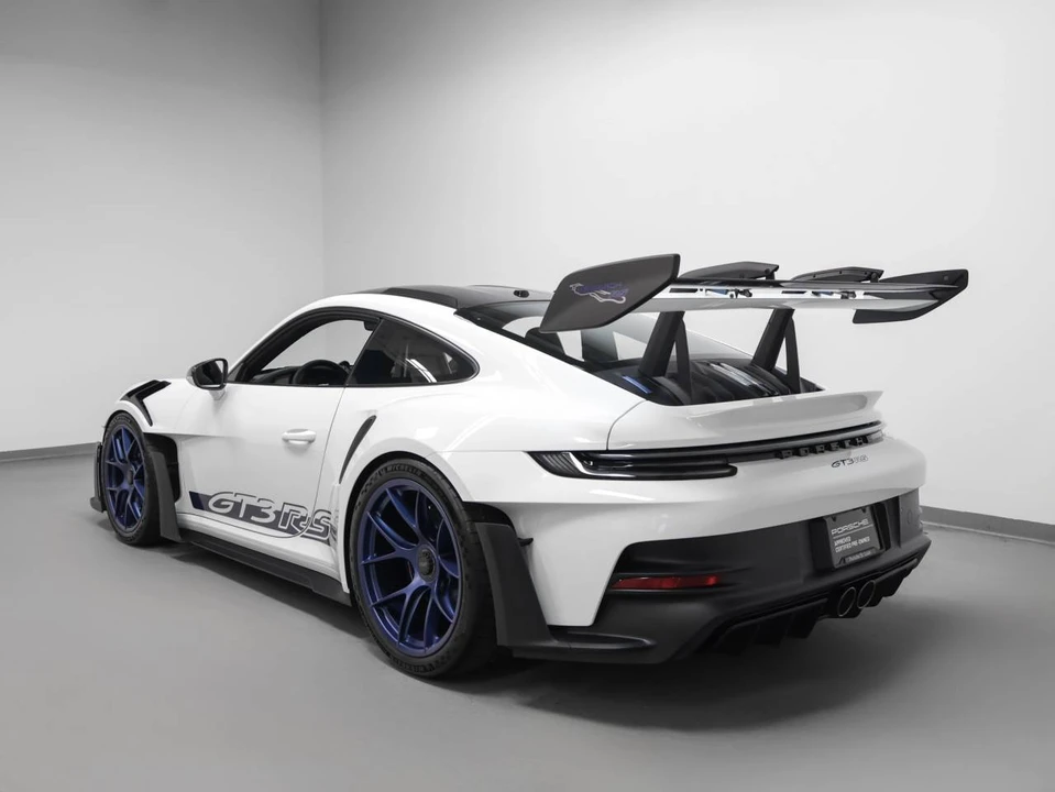 2025 Porsche 992 GT3 RS - Image 3 of 4