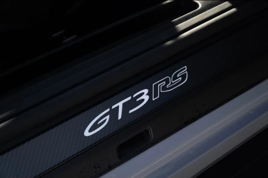 2025 Porsche 992 GT3 RS - Image 9 of 12