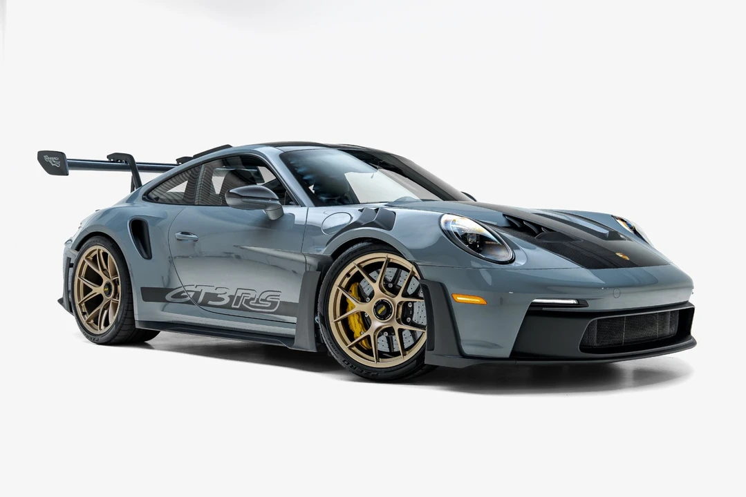 2025 Porsche 992 GT3 RS - Image 13 of 31