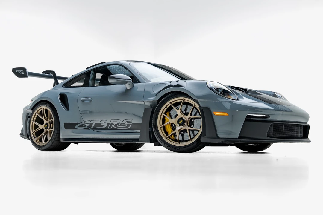 2025 Porsche 992 GT3 RS - Image 14 of 31