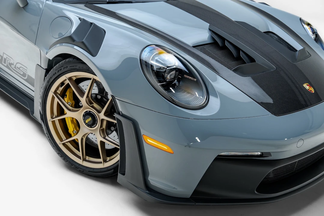 2025 Porsche 992 GT3 RS - Image 22 of 31