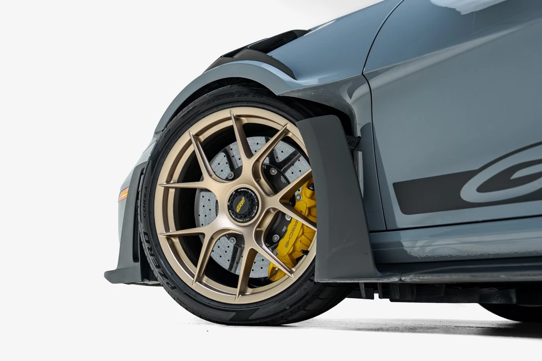 2025 Porsche 992 GT3 RS - Image 21 of 31