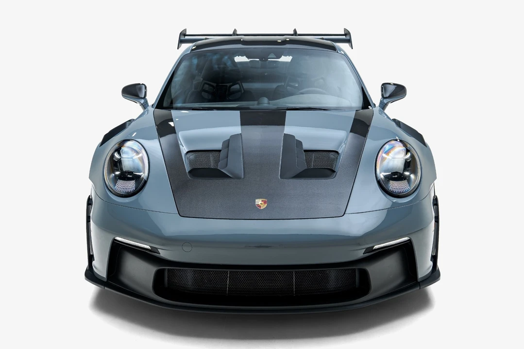 2025 Porsche 992 GT3 RS - Image 11 of 31