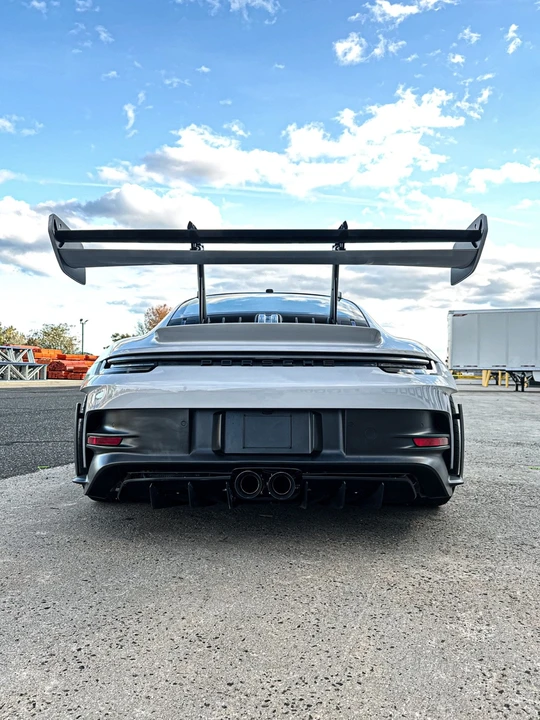 2025 Porsche 992 GT3 RS - Image 16 of 21