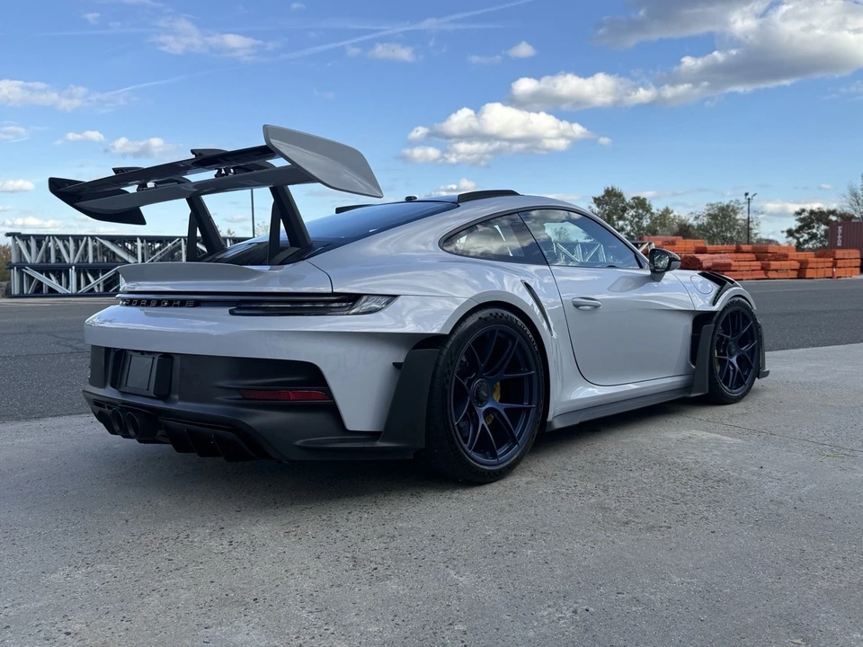 2025 Porsche 992 GT3 RS - Image 7 of 21