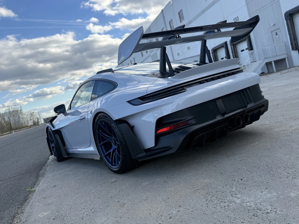 2025 Porsche 992 GT3 RS - Image 9 of 21