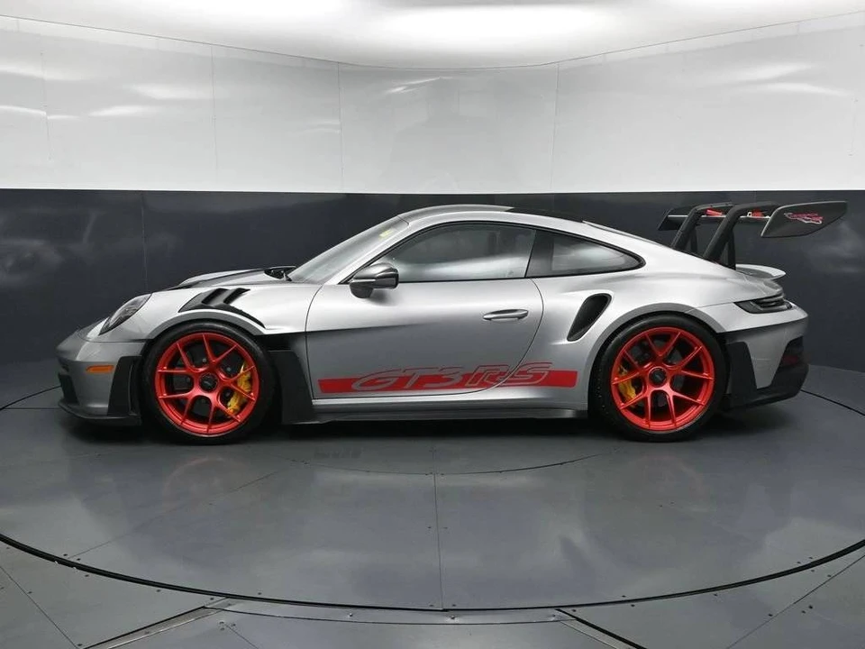 2025 Porsche 992 GT3 RS - Image 2 of 5