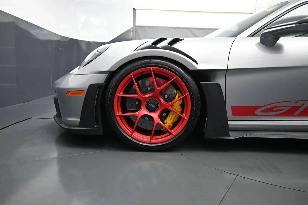 2025 Porsche 992 GT3 RS - Image 4 of 5