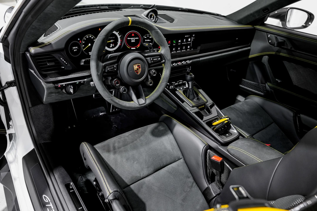 2025 Porsche 992 GT3 RS - Image 9 of 12
