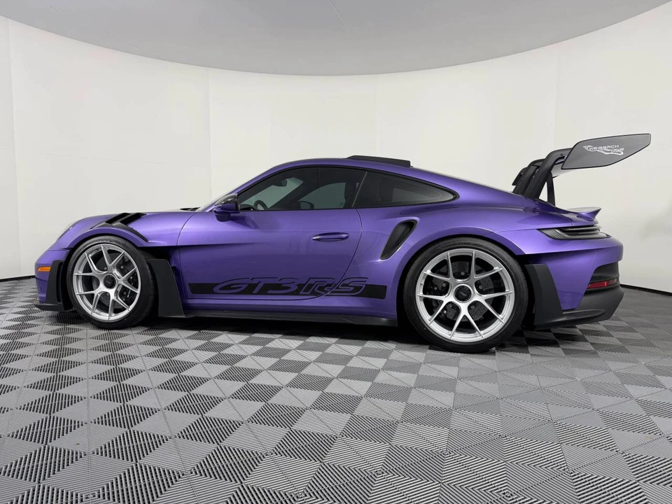 2025 Porsche 992 GT3 RS - Image 2 of 5