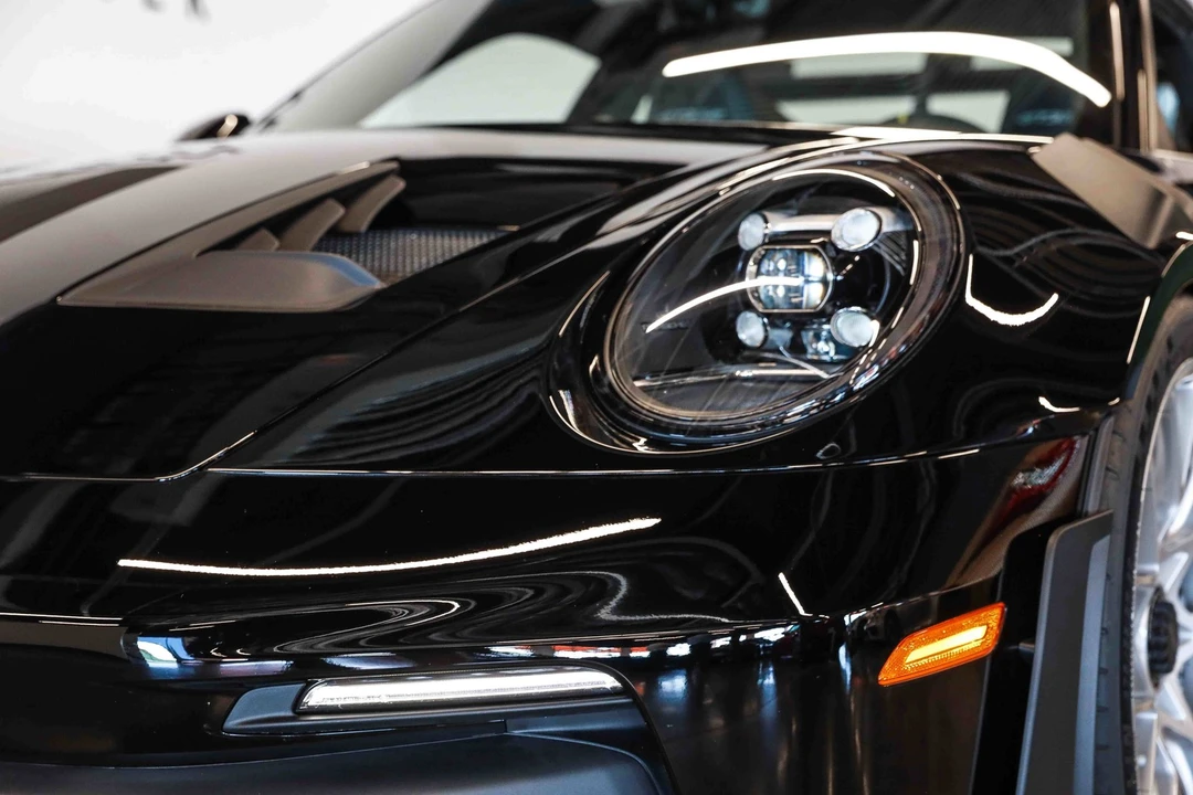 2025 Porsche 992 GT3 RS - Image 30 of 31