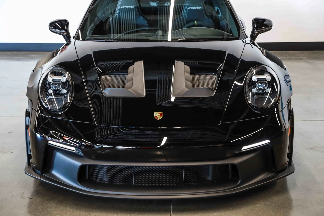 2025 Porsche 992 GT3 RS - Image 4 of 31