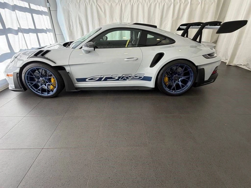 2025 Porsche 992 GT3 RS - Image 2 of 5