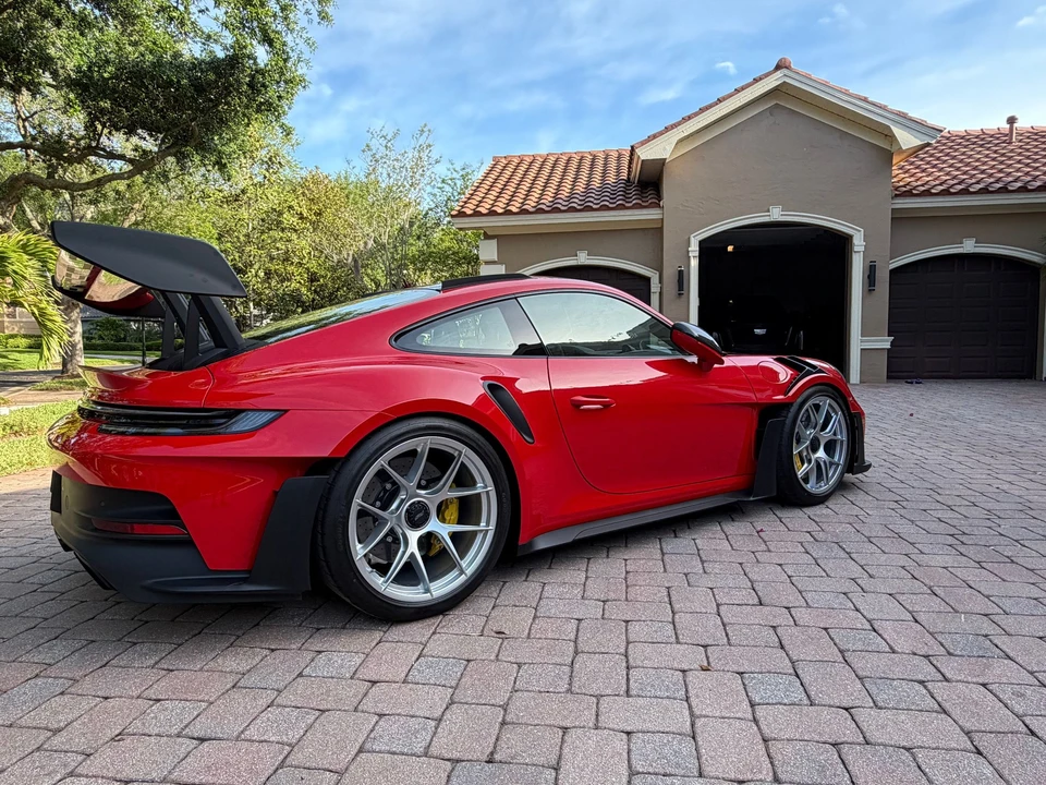 2025 Porsche 992 GT3 RS - Image 4 of 30