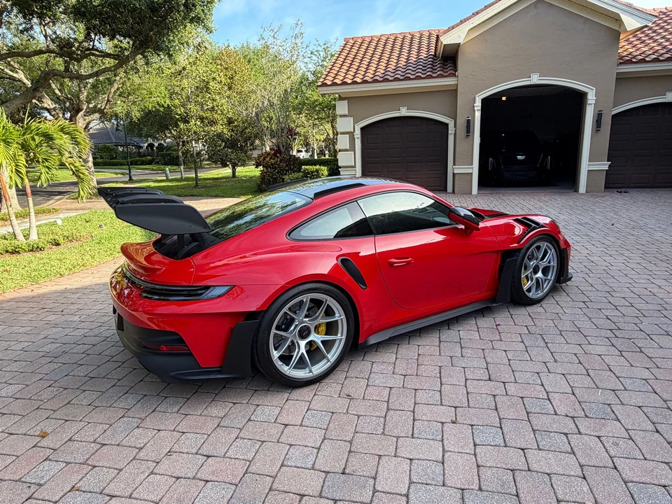 2025 Porsche 992 GT3 RS - Image 5 of 30