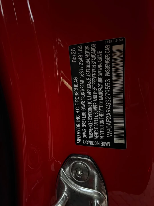2025 Porsche 992 GT3 RS - Image 27 of 30