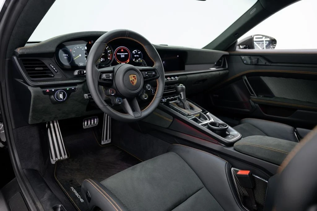 2025 Porsche 992 GT3 RS - Image 16 of 21