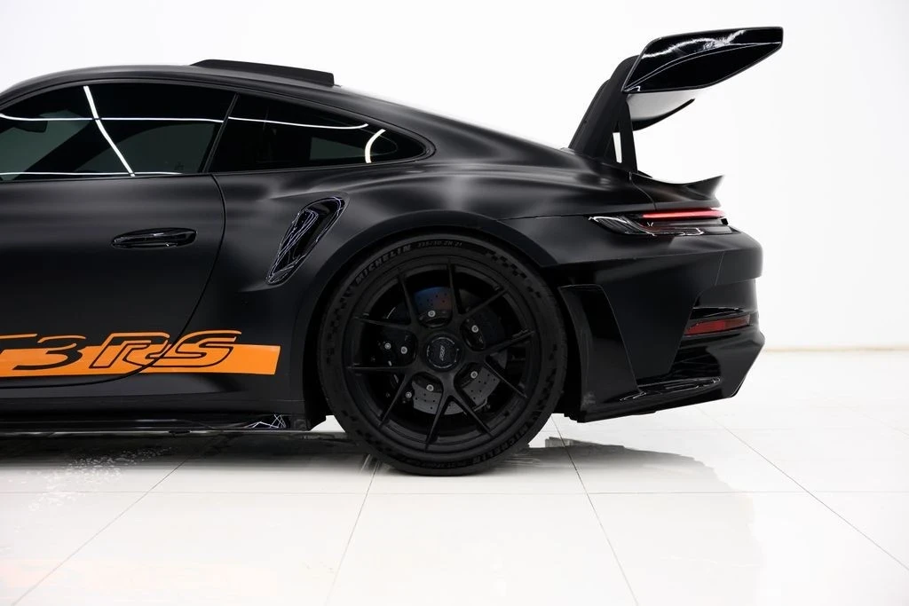 2025 Porsche 992 GT3 RS - Image 9 of 21