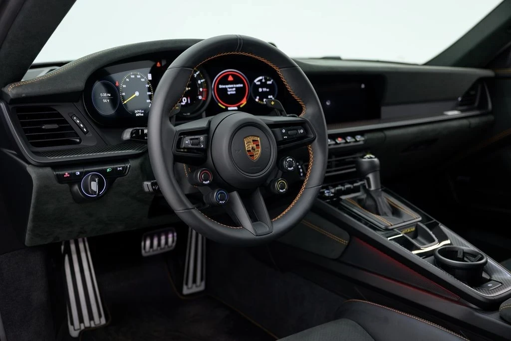 2025 Porsche 992 GT3 RS - Image 17 of 21