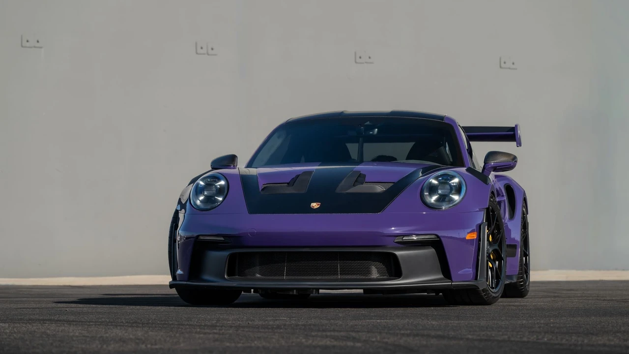 2025 Porsche 992 GT3 RS - Image 11 of 31