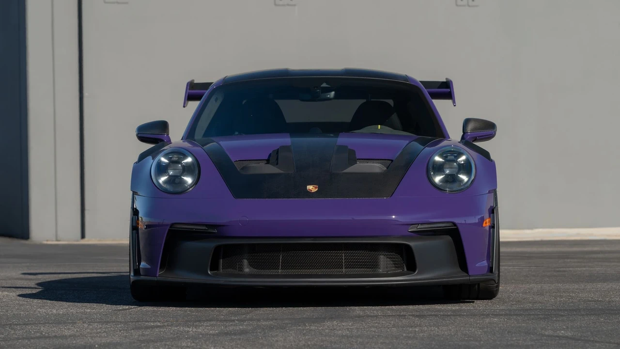 2025 Porsche 992 GT3 RS - Image 2 of 31