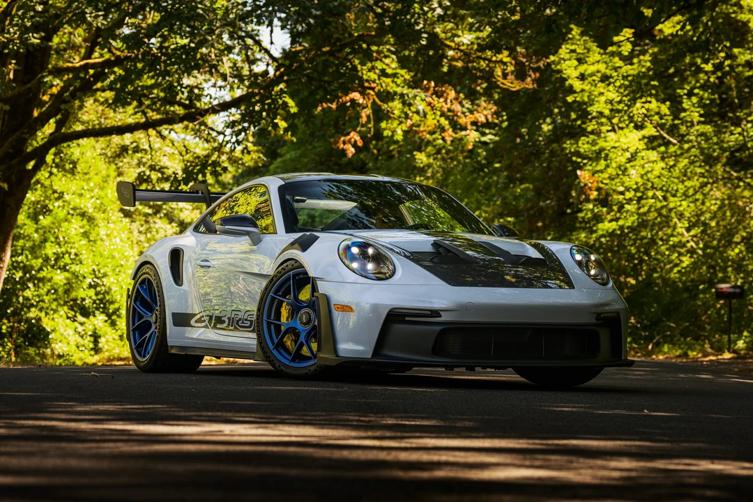 2025 Porsche 992 GT3 RS - Image 11 of 31