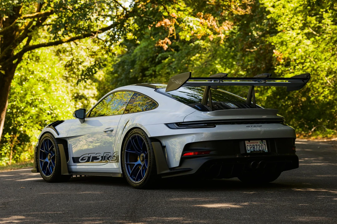 2025 Porsche 992 GT3 RS - Image 15 of 31