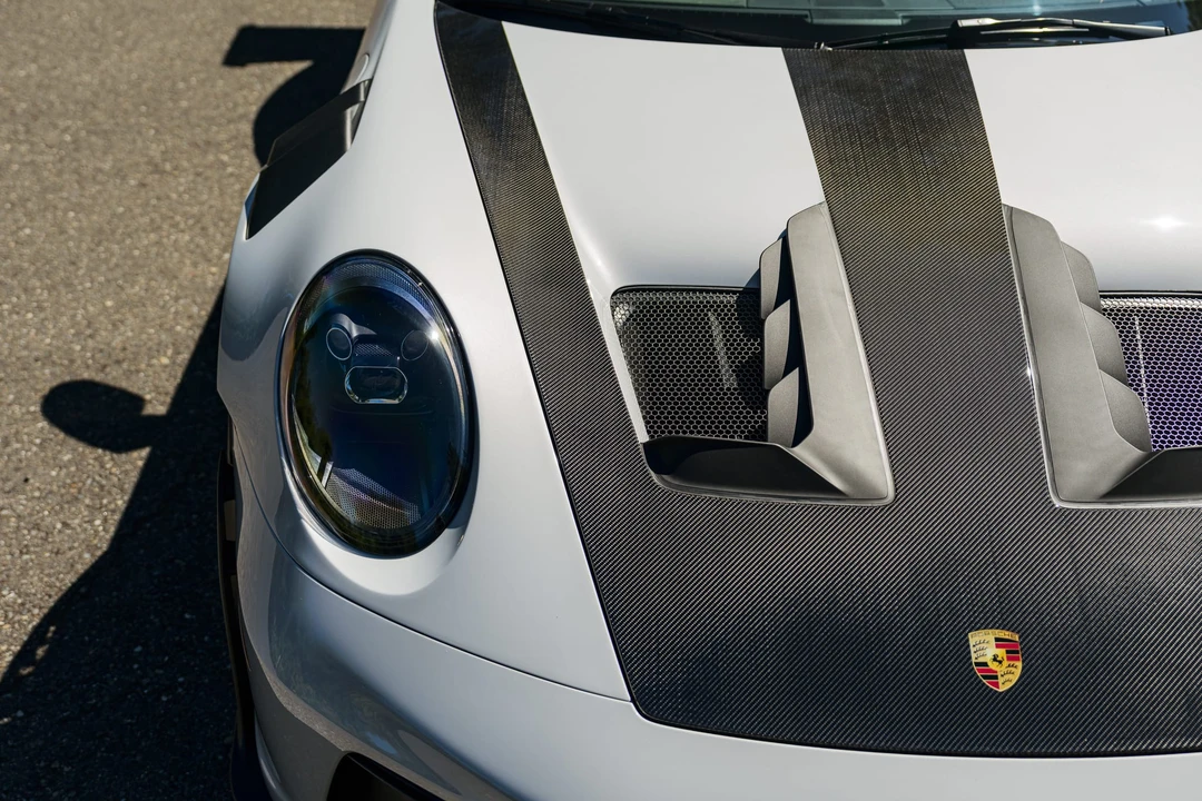 2025 Porsche 992 GT3 RS - Image 22 of 31
