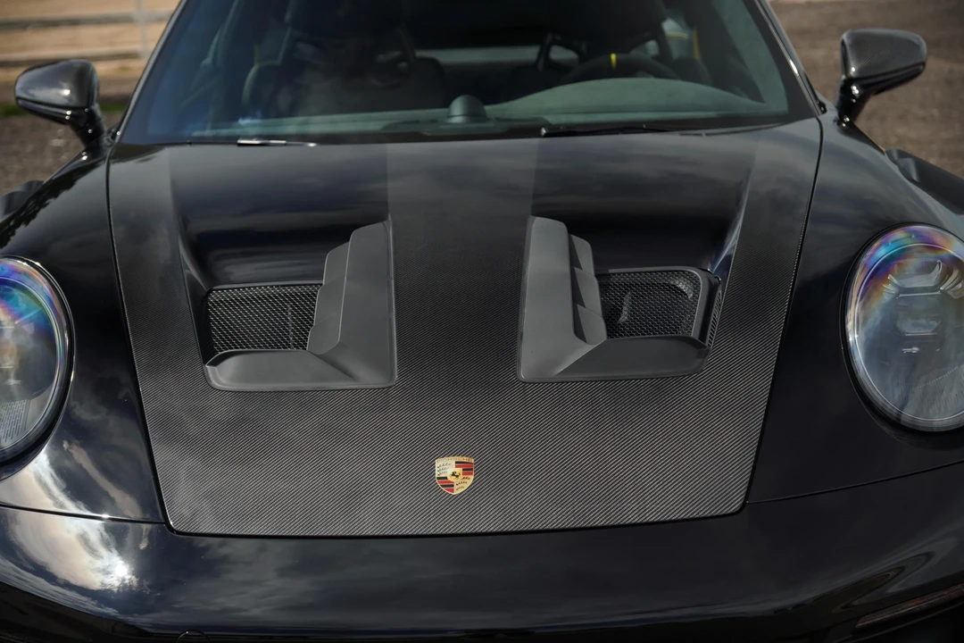 2025 Porsche 992 GT3 RS - Image 29 of 31