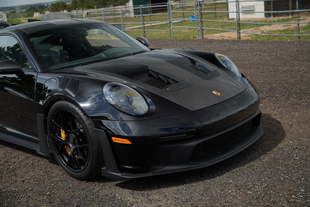 2025 Porsche 992 GT3 RS - Image 28 of 31