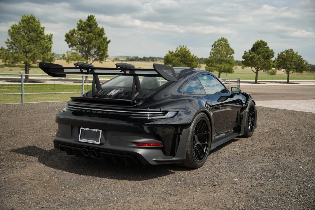 2025 Porsche 992 GT3 RS - Image 13 of 31