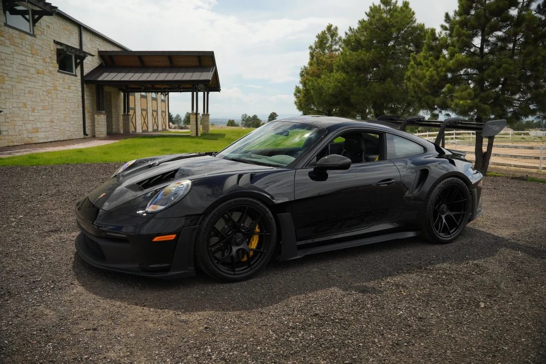 2025 Porsche 992 GT3 RS - Image 9 of 31