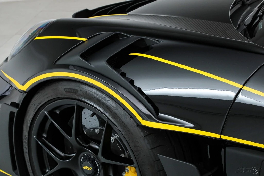 2025 Porsche 992 GT3 RS - Image 19 of 21