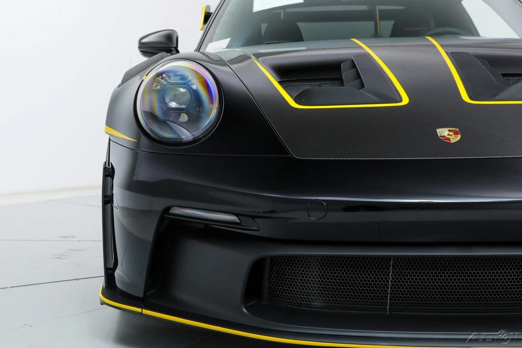2025 Porsche 992 GT3 RS - Image 13 of 21