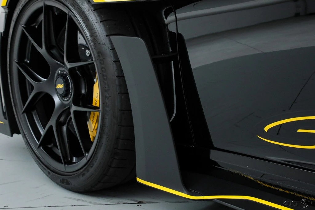 2025 Porsche 992 GT3 RS - Image 20 of 21